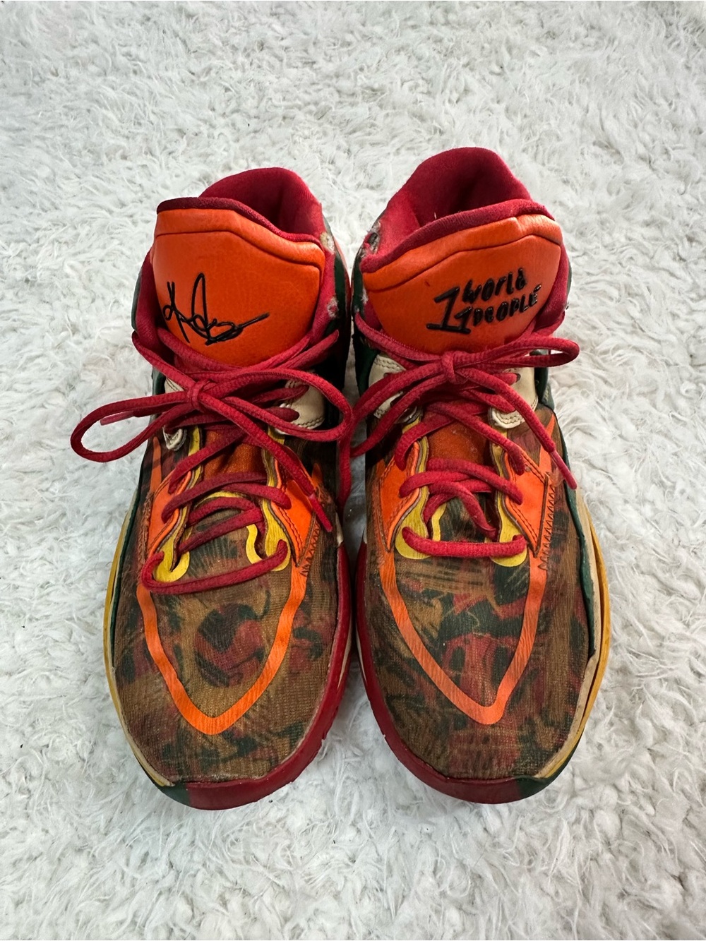 Nike Kyrie Infinity World 1 People Sneakers